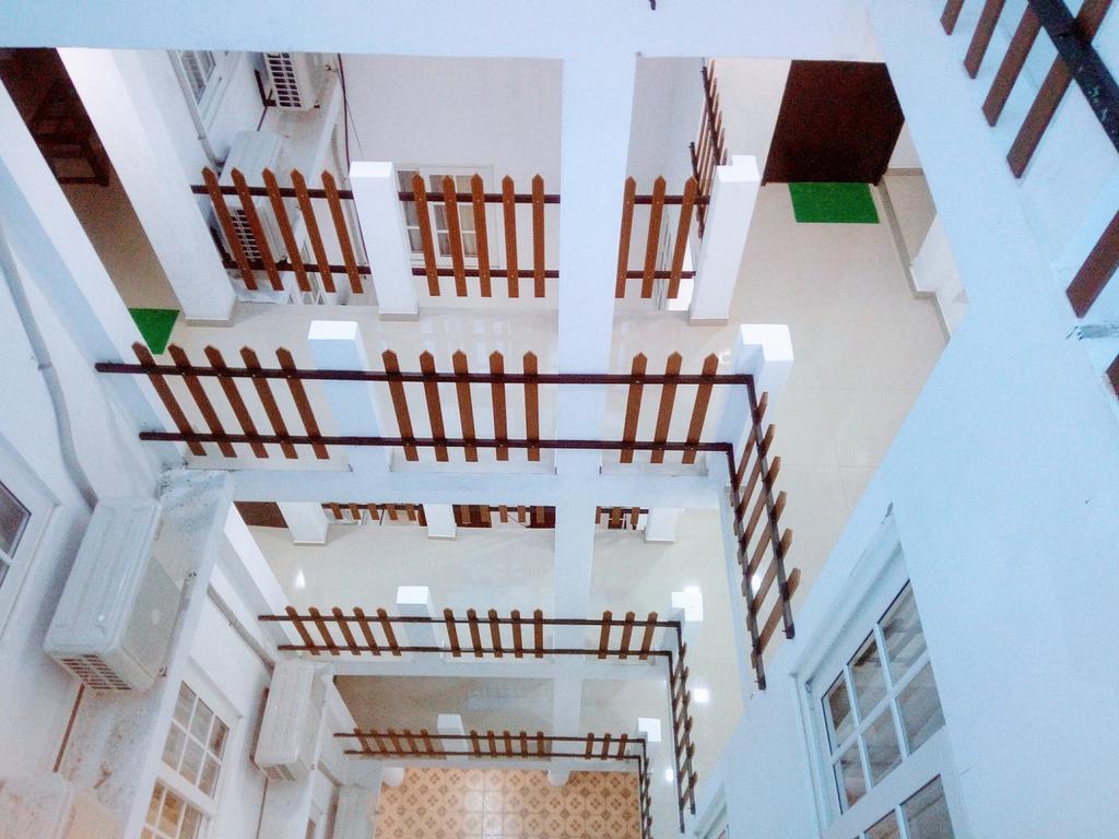 Queens Park Apartments Коломбо Экстерьер фото